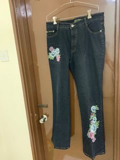 (Category: ) located in . Submitted by cally (Listing ID 1082372280, Image 1). Description: .