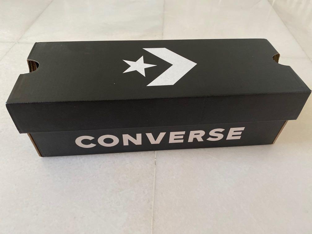 Empty converse clearance shoe box