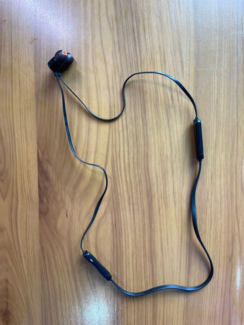 Jbl tune 110bt not sales turning on