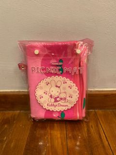 (Category: ) located in . Submitted by tanyenling (Listing ID 1082396602, Image 1). Description: .