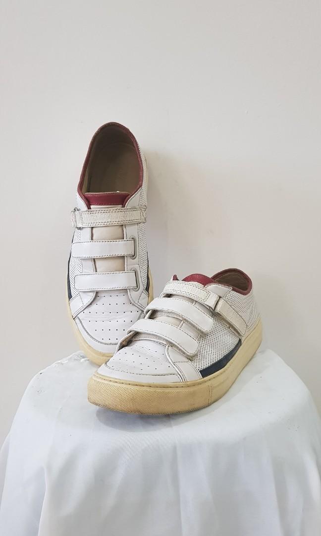 Mens lacoste velcro strap trainers on sale