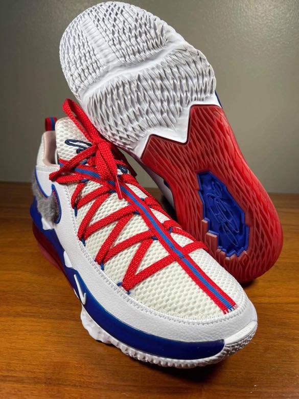 lebron 17 low tune squad foot locker