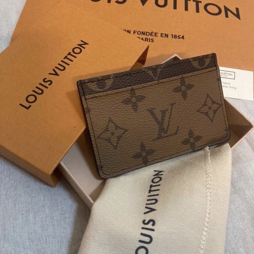 Authentic Louis Vuitton Card Holder Monogram Reverse, Luxury, Bags &  Wallets on Carousell