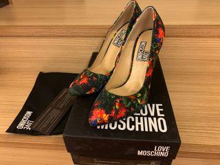 Love moschino shoes
