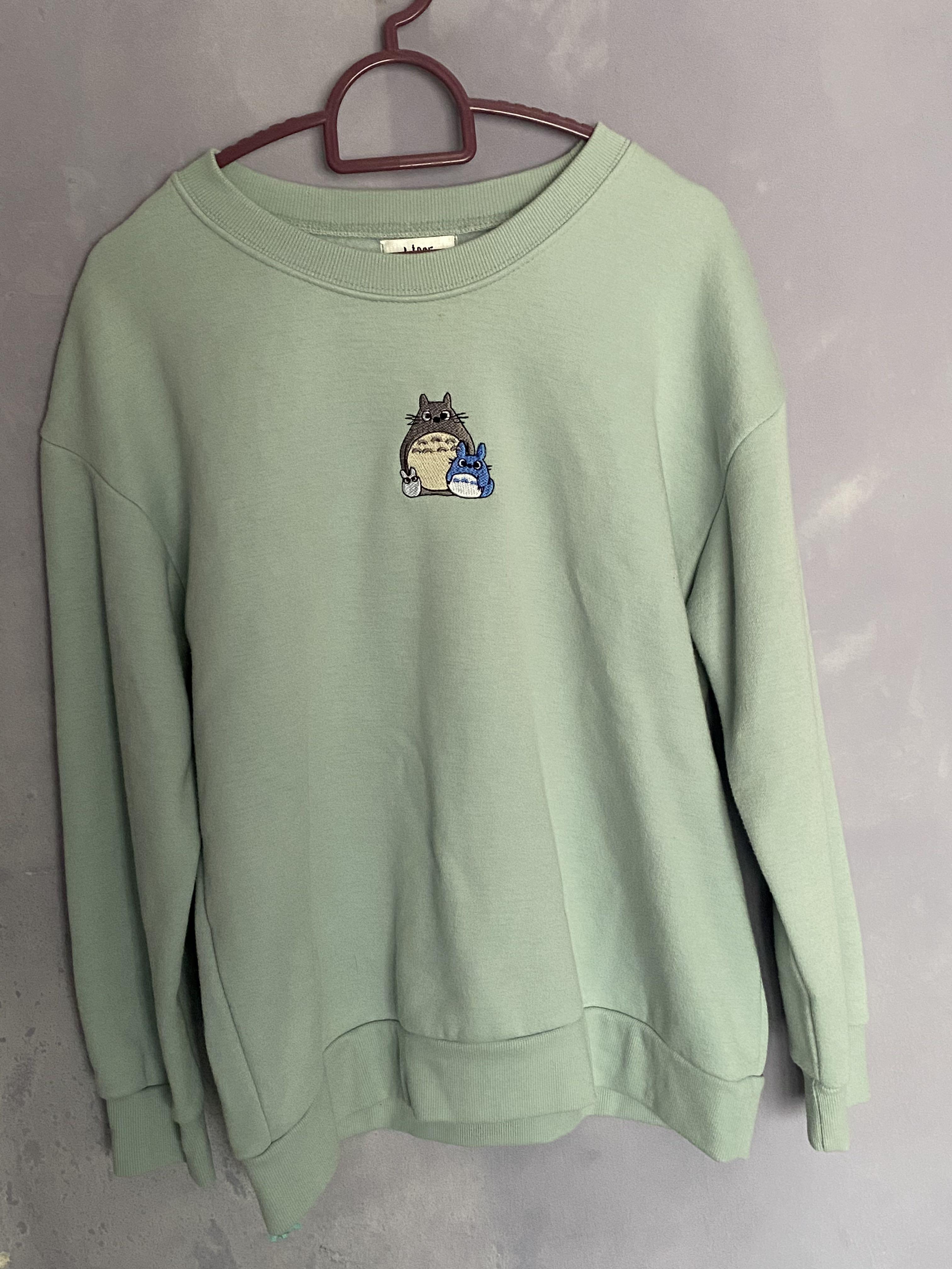 mint colour sweatshirt