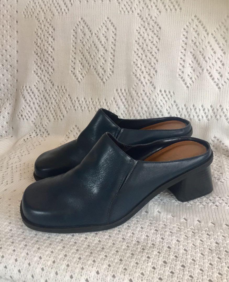 Naturalizer mules clearance clearance
