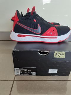 (Category: ) located in . Submitted by shiny_authentic_kickz (Listing ID 1082297437, Image 1). Description: .