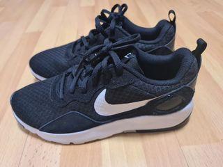 Nike Wmns Ld Runner Sneakers - Black