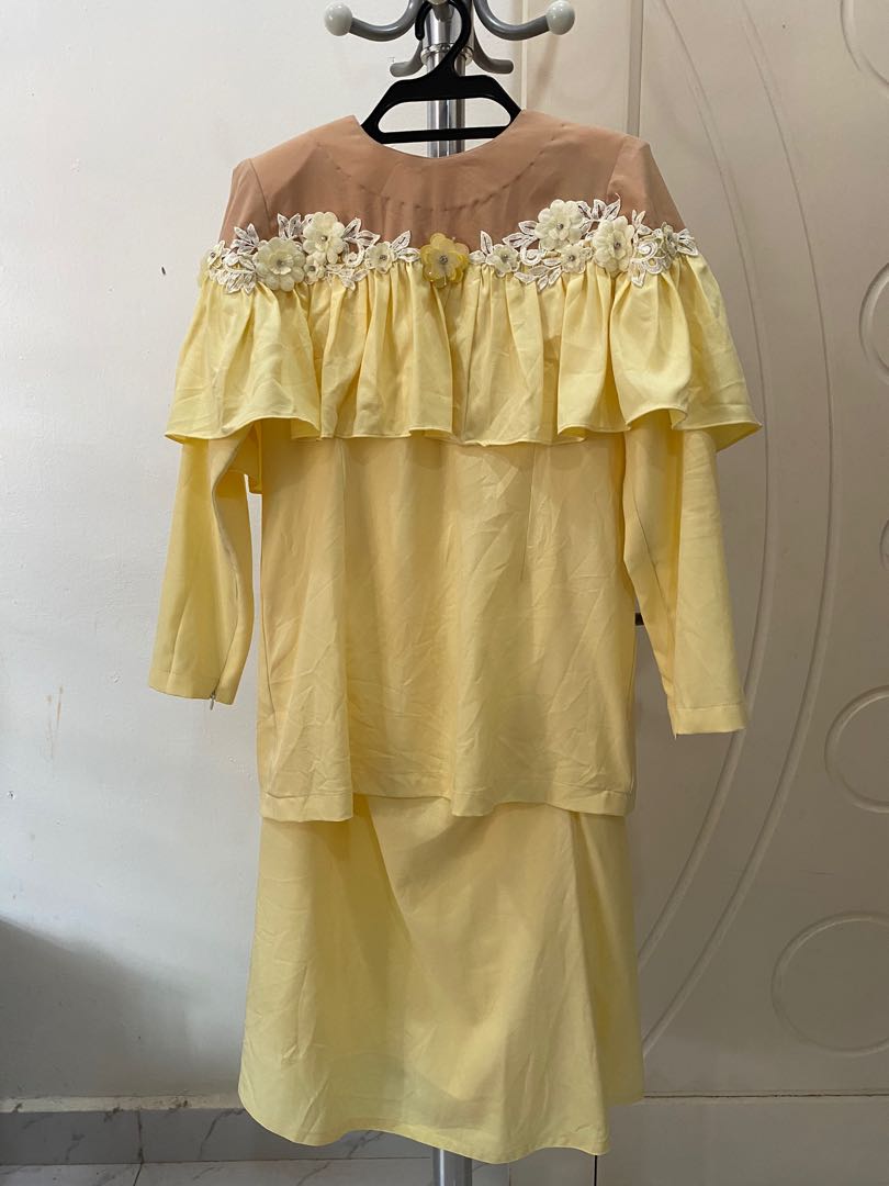 Off shoulder baju kurung discount