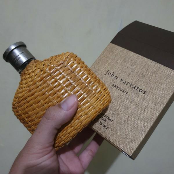 Harga parfum john varvatos artisan 2025