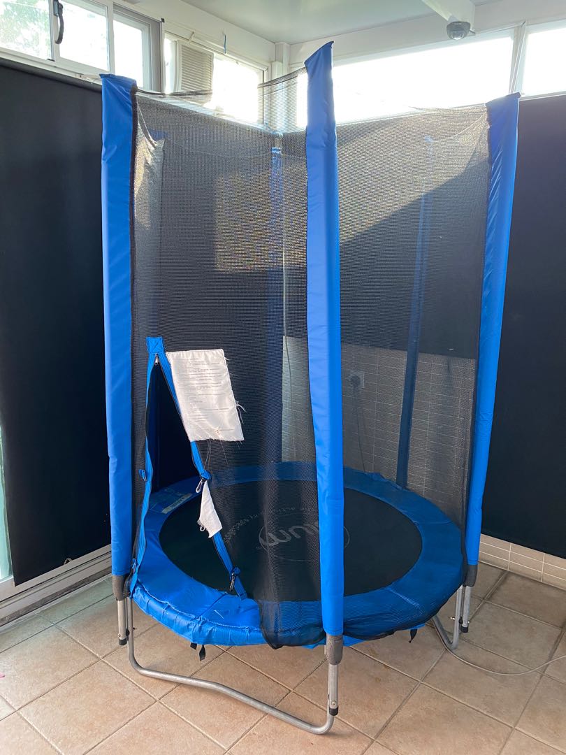 Plum 4.5 deals ft trampoline