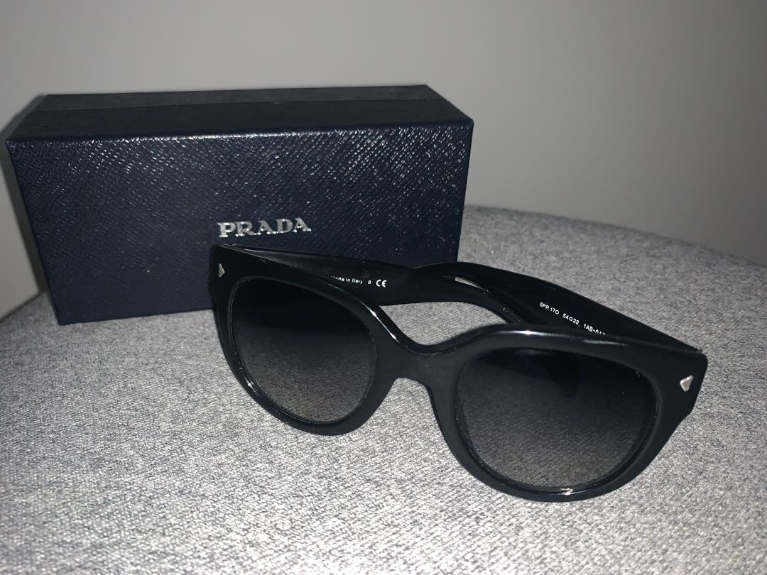 Prada Black Cateye Heritage Spr 170 Retro Sunglasses Women s Fashion Accessories on Carousell