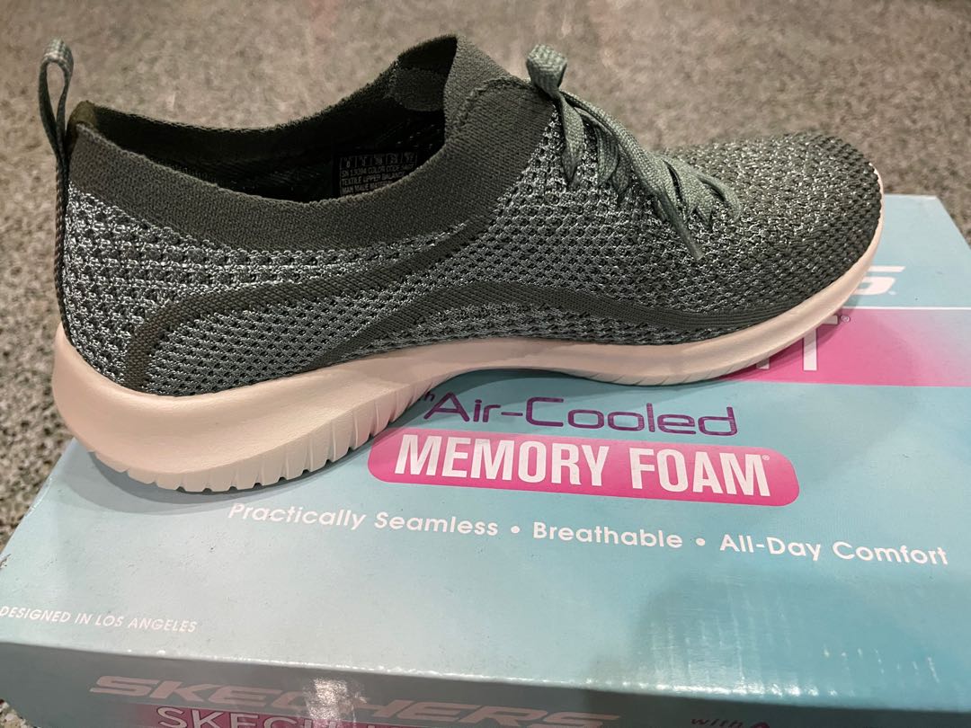 skechers ultra flex silver surfing