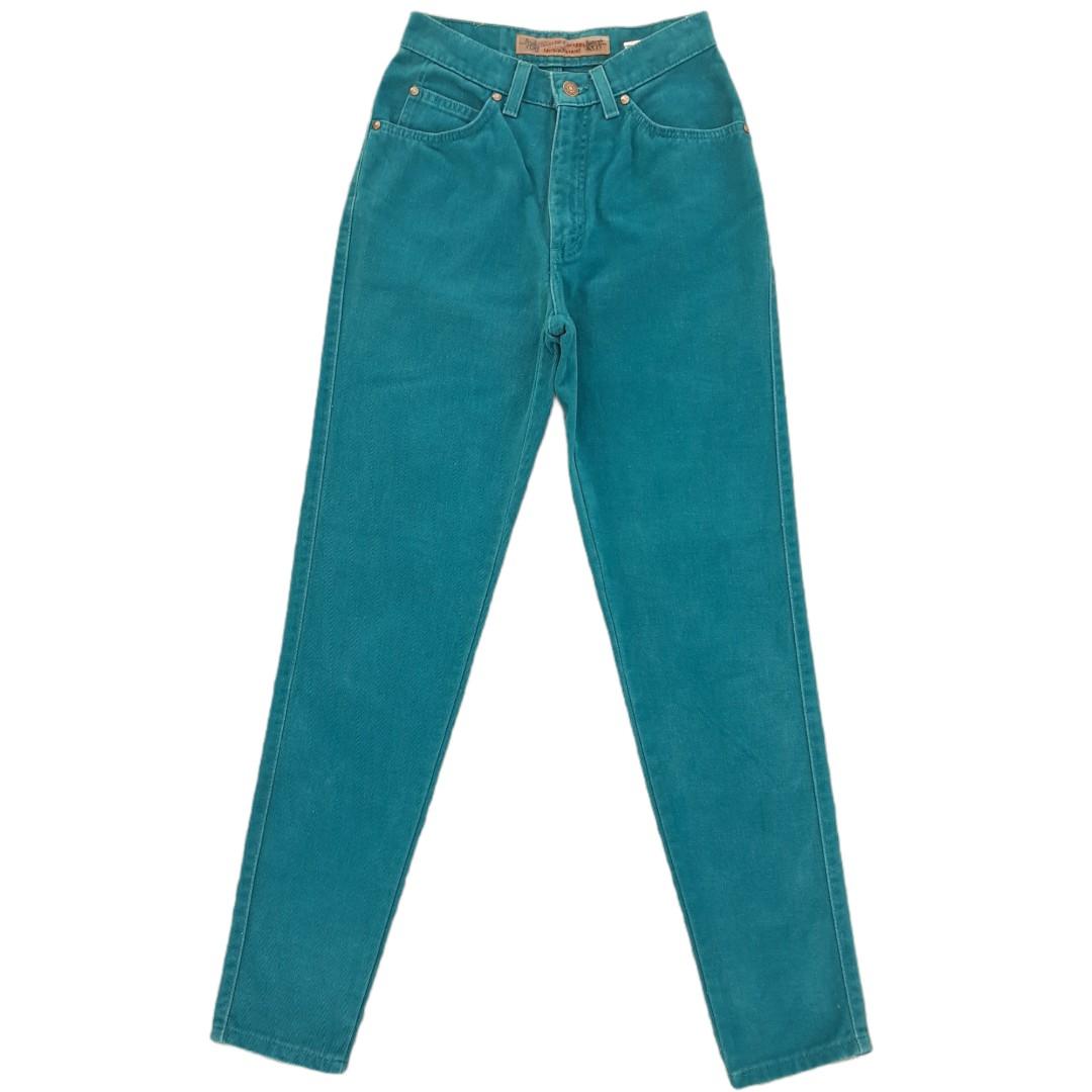 Vintage Levi's 900 Series Teal Green High Waisted Mom Jeans, Women's  Fashion, Activewear on Carousell