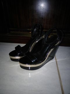 (Kategori: ) berada di . Dikirim oleh usfiy (ID iklan 1082252447, Gambar 1). Deskripsi: .