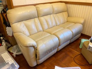 （分類：）位於 。 由 nkazzi 提交（商品編號 1082474985，圖片 1）。簡介： 。
