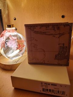 （分類：）位於 。 由 samuelado 提交（商品編號 1082549664，圖片 1）。簡介： 。