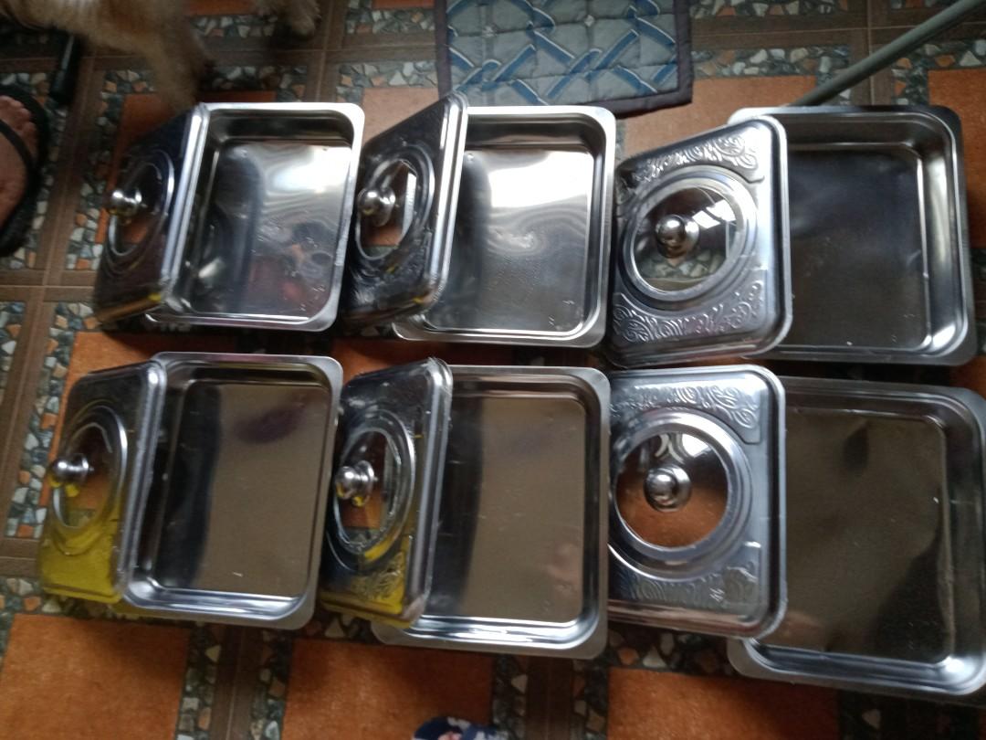 Chaffing Dish with cover (Category: Other Kitchenware & Tableware) located in Manila. Submitted by PickClickShip (Listing ID 1082504634, Image 2). Description: Chaffing Dish 6pcs set with lid - 6 pcs Chaffing dish with lid - stainless steel - lightweight - dimension: H4 x W11 x L13" - selling as set only! please message me if interested at 09329288815.