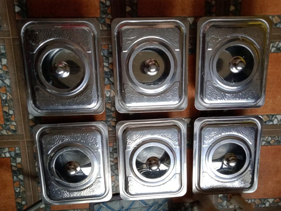 Chaffing Dish with cover (Category: Other Kitchenware & Tableware) located in Manila. Submitted by PickClickShip (Listing ID 1082504634, Image 1). Description: Chaffing Dish 6pcs set with lid - 6 pcs Chaffing dish with lid - stainless steel - lightweight - dimension: H4 x W11 x L13" - selling as set only! please message me if interested at 09329288815.