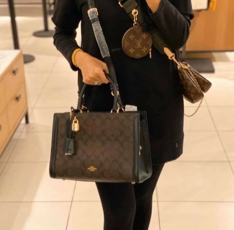 Coach Zoe Carry All Women s Fashion Bags Wallets Shoulder