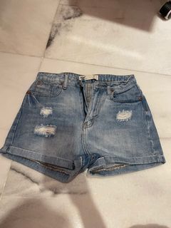(Category: ) located in . Submitted by mainepreloved (Listing ID 1082594911, Image 1). Description: .