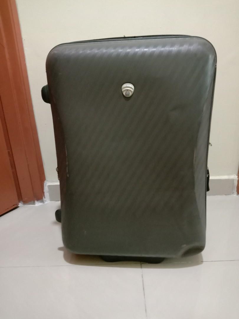 Domo suitcase store