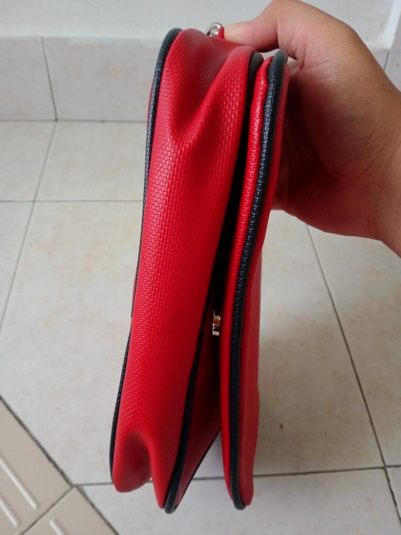 Fila clutch beg