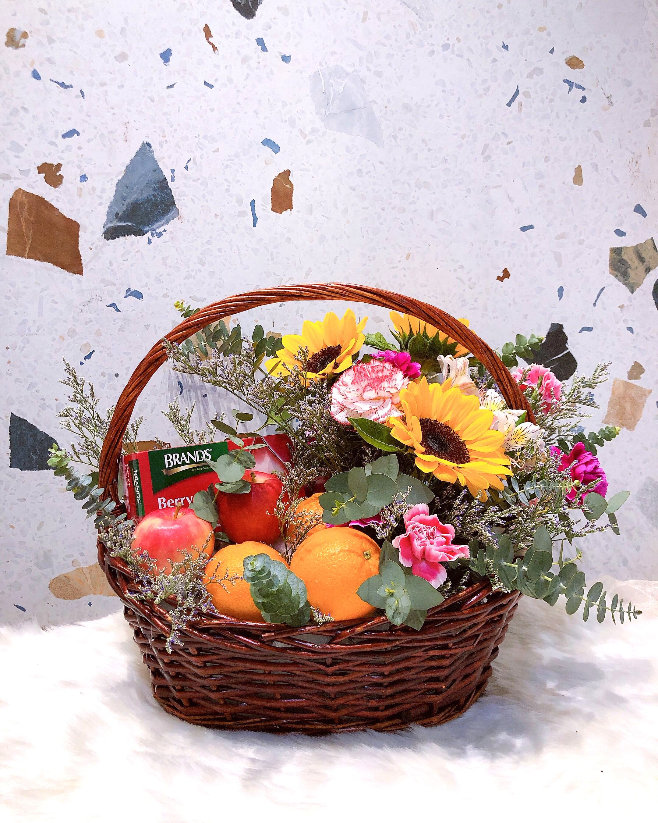 Get well soon hamper ; flower hamper ; fruit hamper , Hobbies & Toys