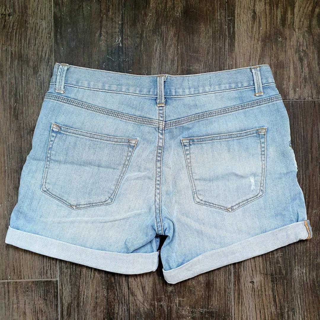Gap new arrivals boyfriend shorts