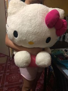 (Category: ) located in . Submitted by hellokittyoverload.elaine (Listing ID 1082549803, Image 1). Description: .