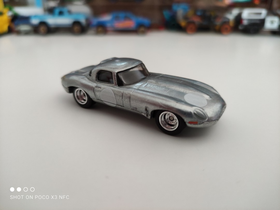 Hot wheels jaguar e type discount