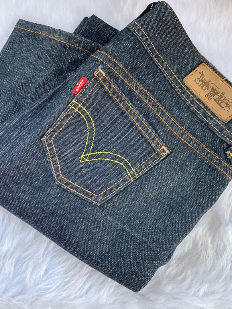 Levi's patty anne jeans (low waisted), Women's Fashion, Bottoms, Jeans on  Carousell