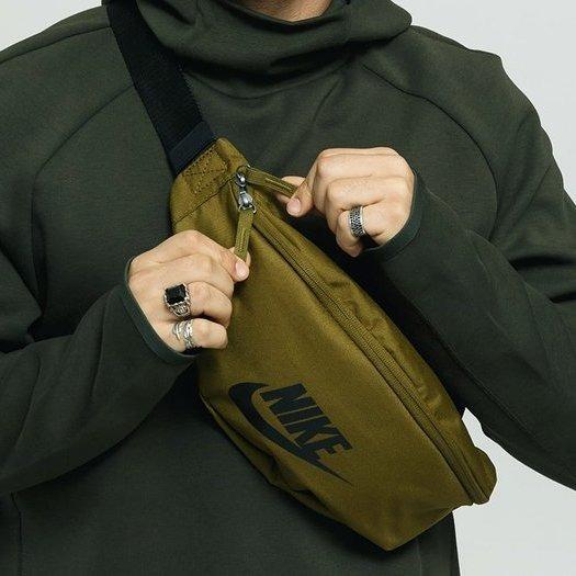 Ba5750 nike top
