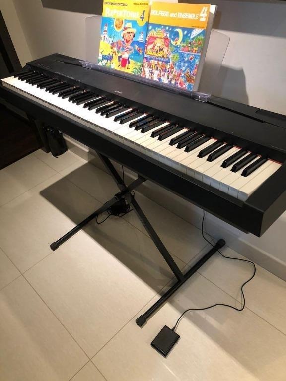 Piano Yamaha P70, Hobbies & Toys, Music & Media, Musical Instruments