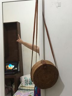 (Kategori: ) berada di . Dikirim oleh hellonpp (ID iklan 1082622868, Gambar 1). Deskripsi: .