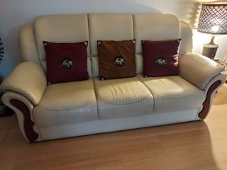 (Category: ) located in . Submitted by riaraven (Listing ID 1082478473, Image 1). Description: .
