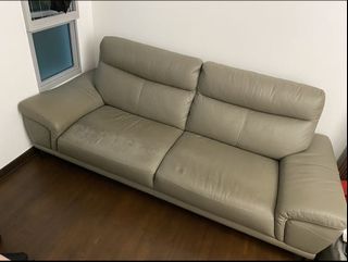 (Category: ) located in . Submitted by ch3apluxury (Listing ID 1079067040, Image 1). Description: .