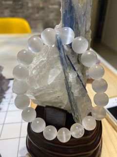 （分類：）位於 。 由 a_simple_crystal_shop 提交（商品編號 1079096858，圖片 1）。簡介： 。