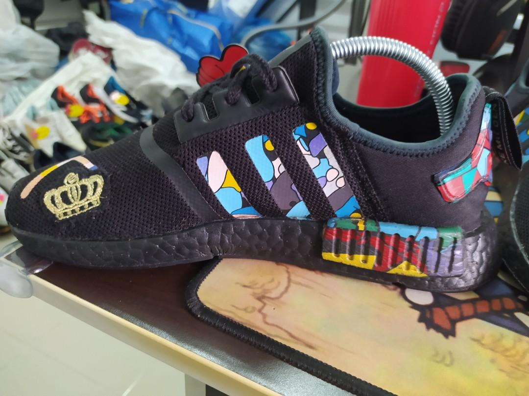 Nmd kaws best sale shoes
