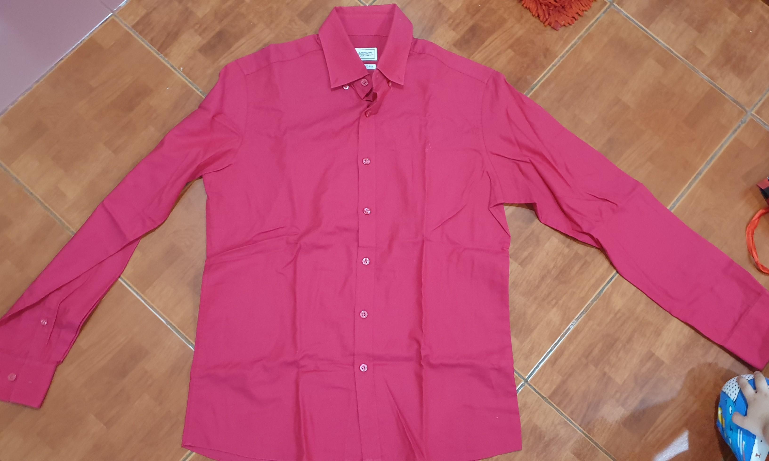 ARROW long sleeve polo (Category: Formal Shirts) located in Manila. Submitted by cheezykz (Listing ID 1078976810, Image 1). Description: ARROW long sleeve polo used once size medium.
