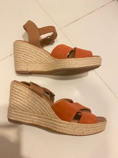 (Category: ) located in . Submitted by annmma (Listing ID 1079046280, Image 1). Description: .