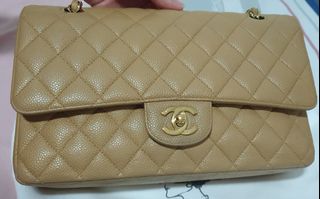 (Category: ) located in . Submitted by maymay75 (Listing ID 1079097433, Image 1). Description: .