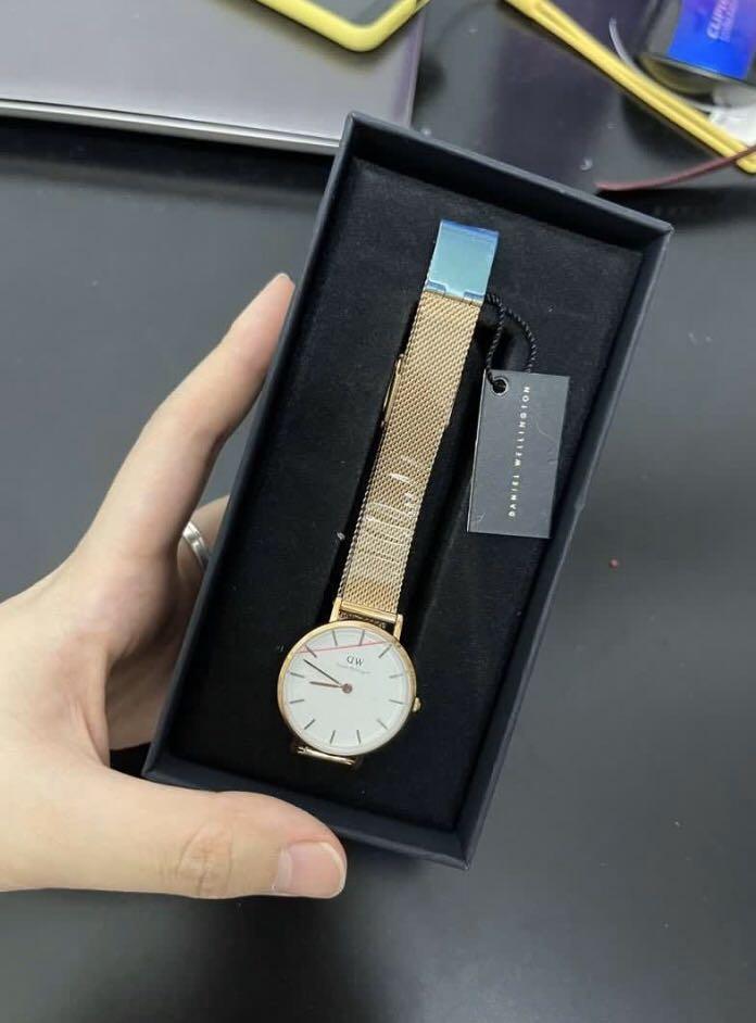 Daniel wellington watch on sale sale