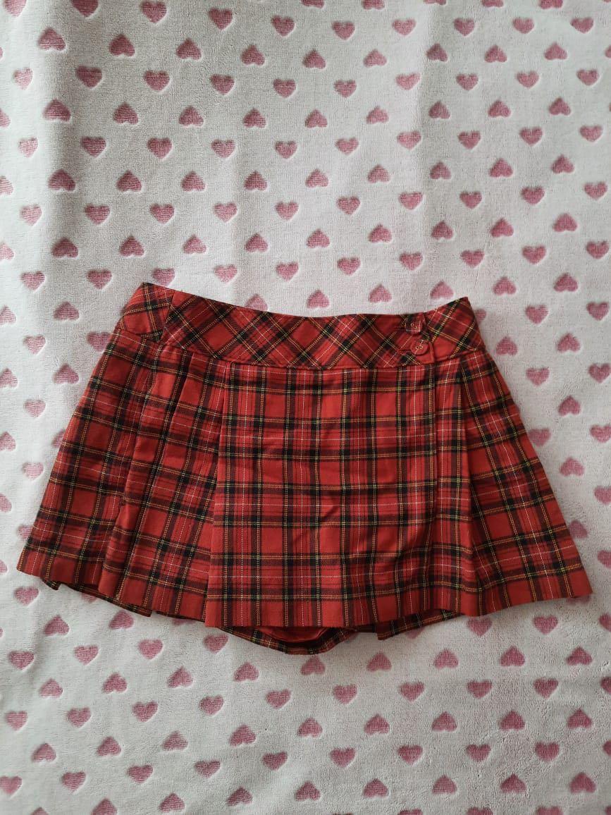 plaid red skirt