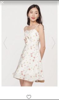 (Category: ) located in . Submitted by xinyi1610 (Listing ID 1079027697, Image 1). Description: .