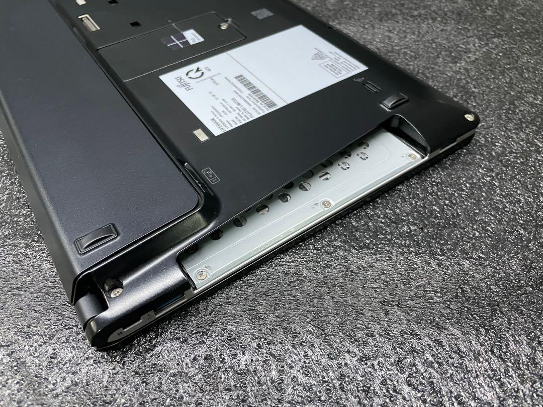 日本製】Fujitsu lifebook S936 (CPU:i7-6500U RAM:8GB SSD:256GB LCD 