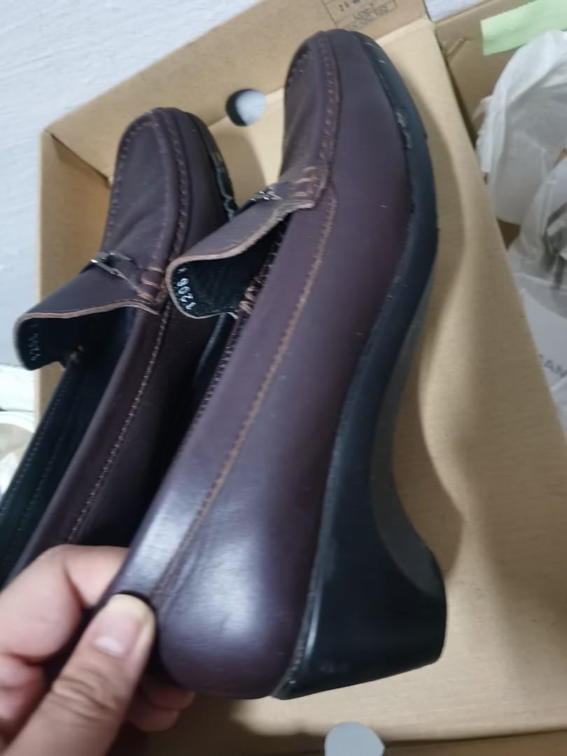 Hush puppies shoes vivocity hotsell