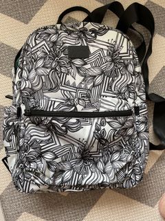 (Category: ) located in . Submitted by mumwithlove (Listing ID 1079012805, Image 1). Description: .