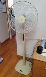 （分類：）位於 。 由 birusan 提交（商品編號 1079071556，圖片 1）。簡介： 。