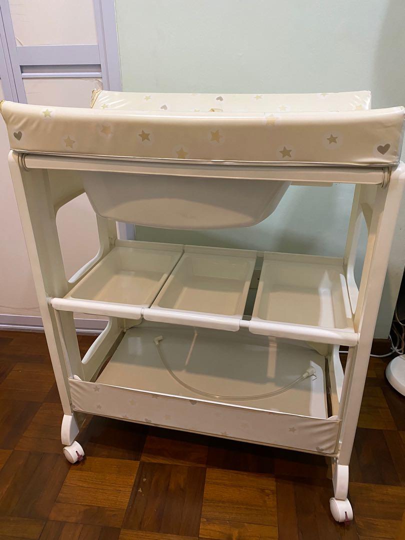 Baby elegance online bath changing unit